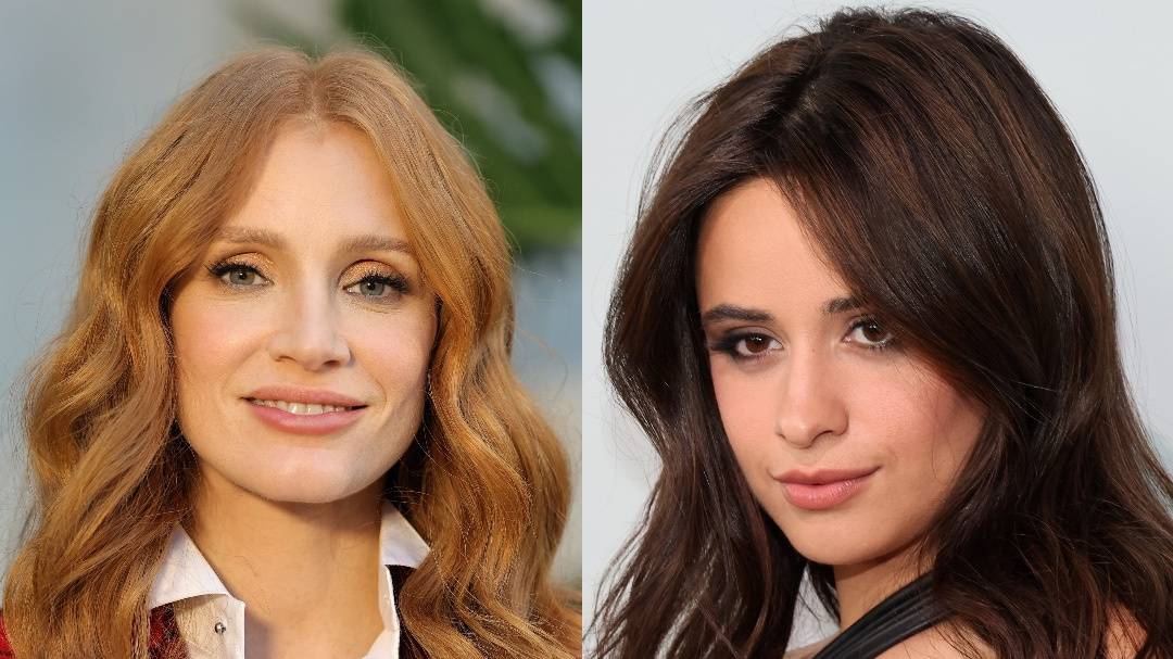 Jessica Chastain vadító vörös ruhát húzott, Camilla Cabello visszanyerte régi alakját