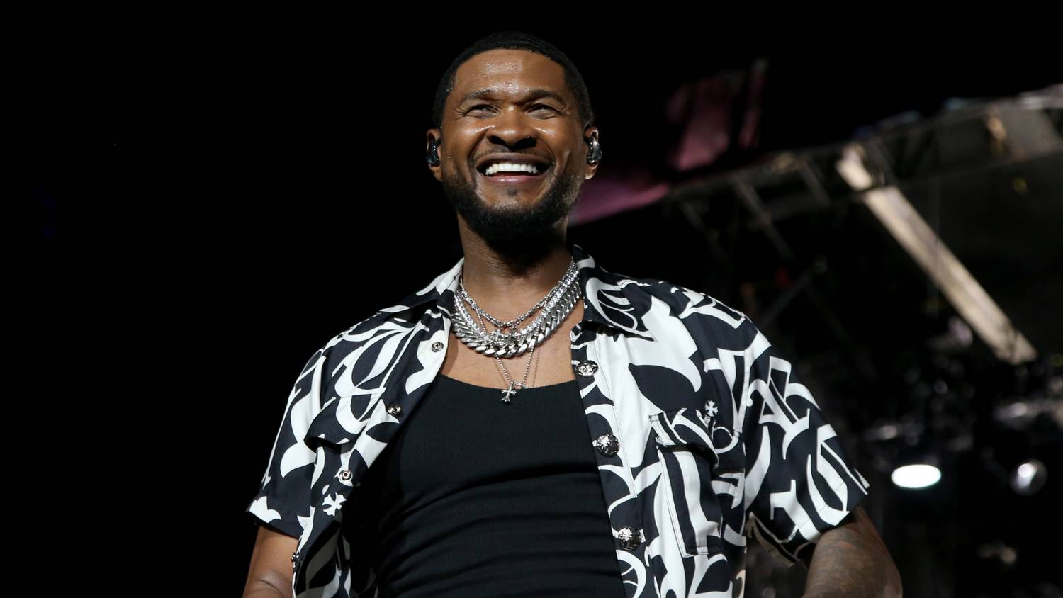 Usher szája is tátva maradt a limbókirálynő mutatványától