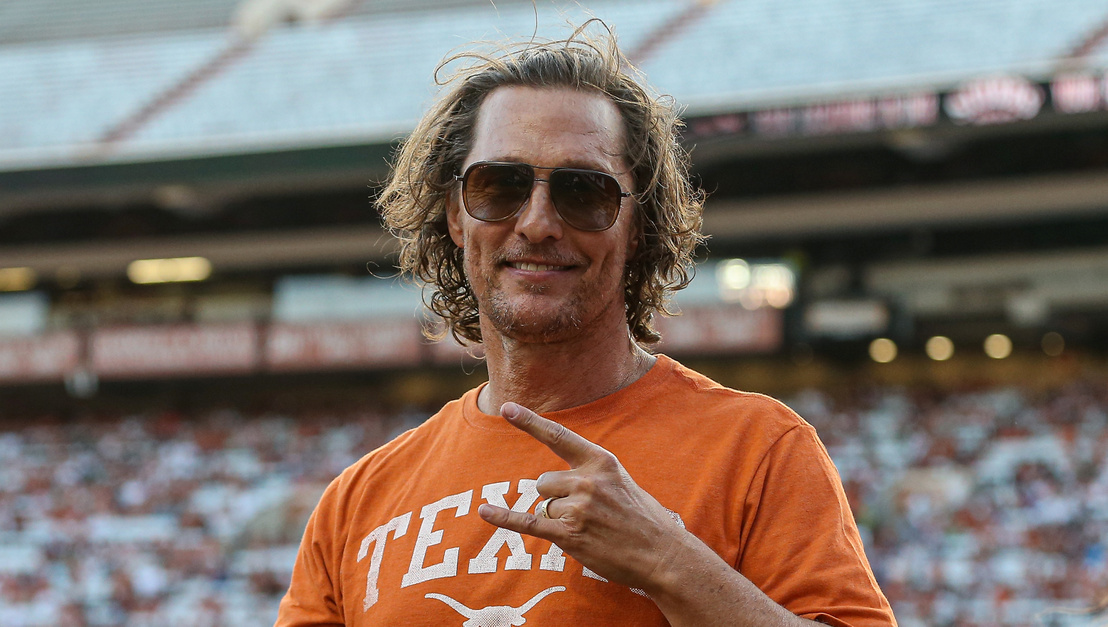 Matthew McConaughey meztelenül ünnepelte a savanyúságot