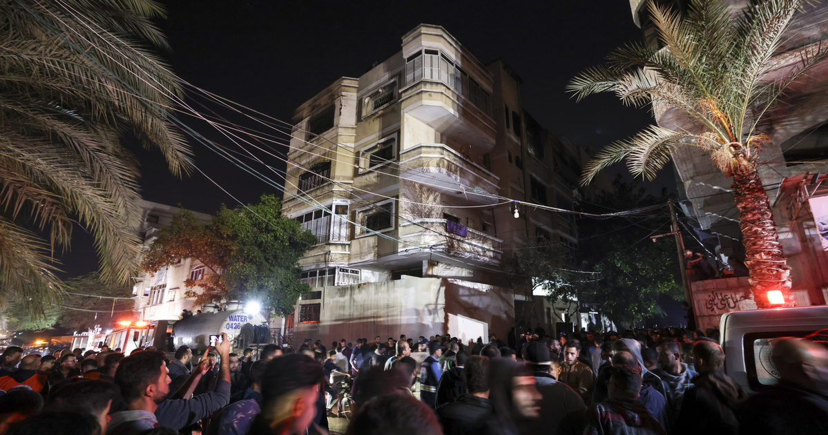 Kigyulladt egy lakóház Gázában, legalább 21 ember meghalt
