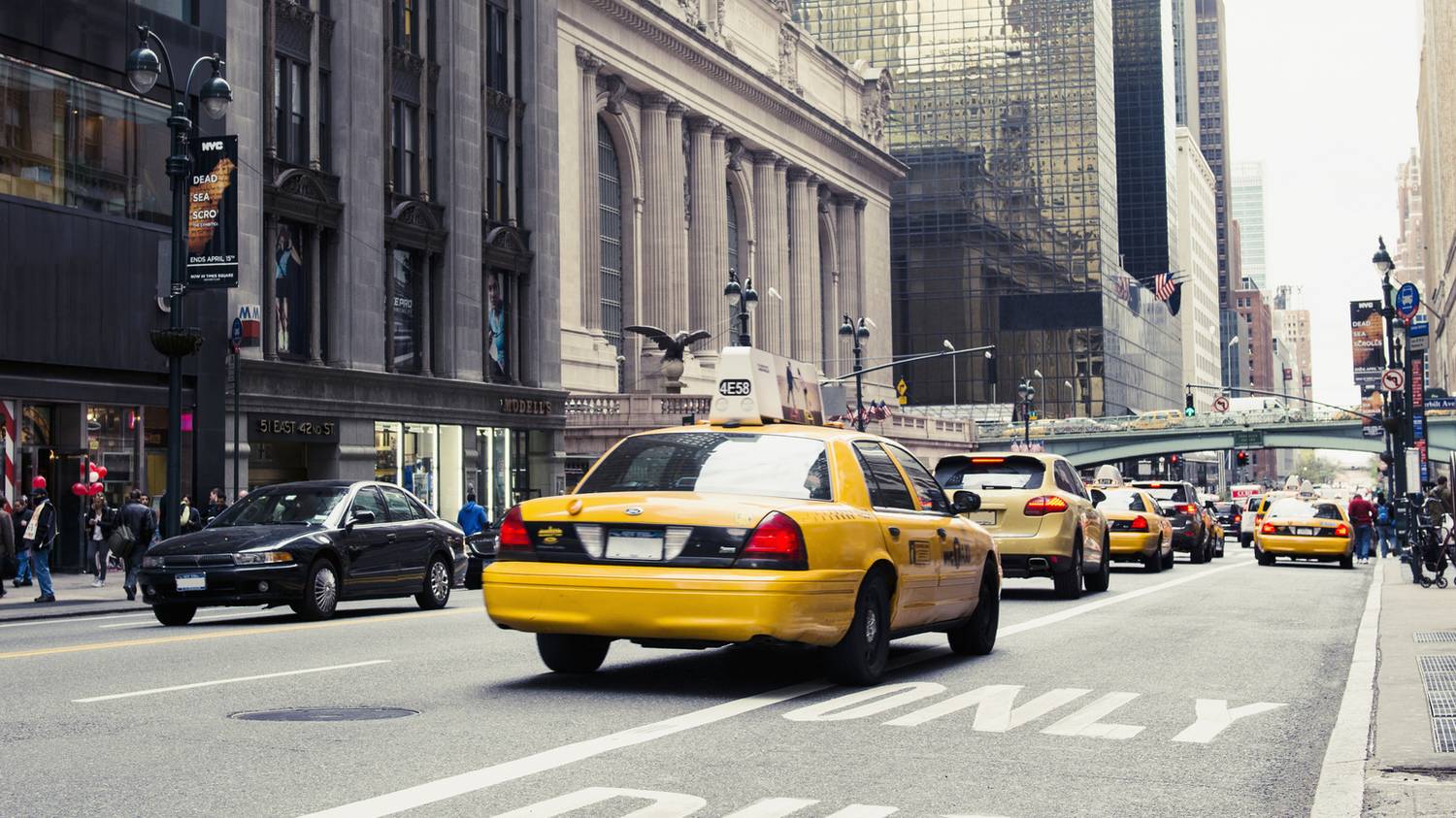 Tíz év után ekkorára emelkedik a New York-i taxis fuvarok ára