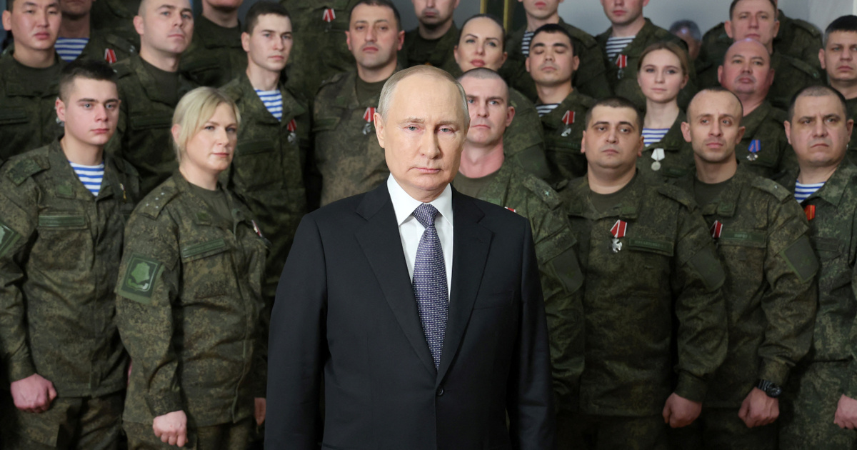 Inicio – En el extranjero – El Partido de Putin: Utiliza los mismos actores que los grupos escénicos en sus eventos