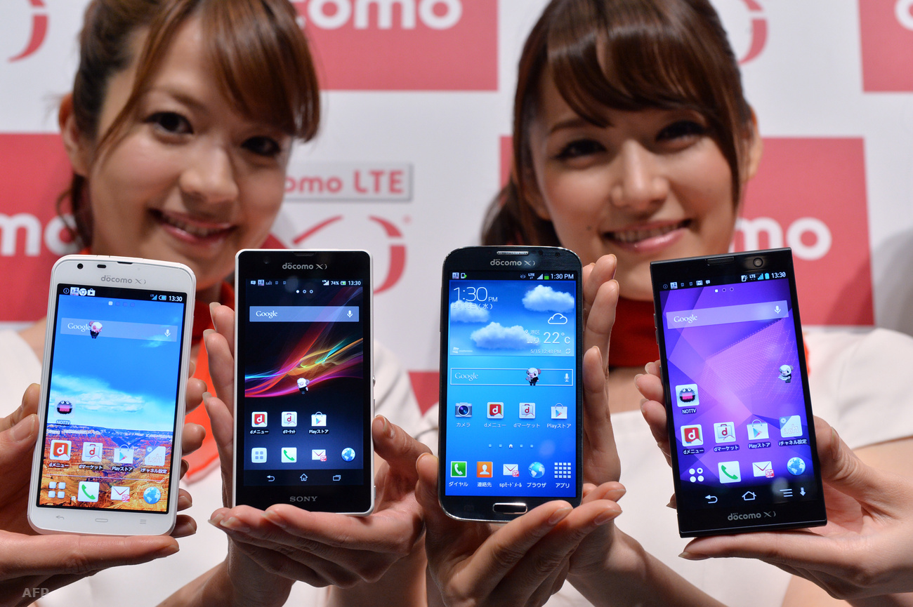 Может ли смартфон. Японские смартфоны для внутреннего рынка. Самые популярные смартфоны в Японии. Японские смартфоны для работы. Мобильные операторы Японии.