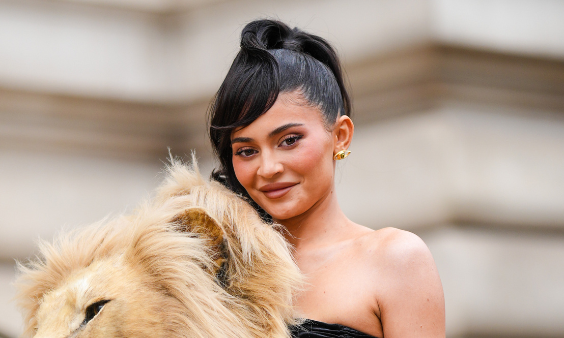 1 millió követőt vesztett Kylie Jenner a Selena Gomez botrány miatt