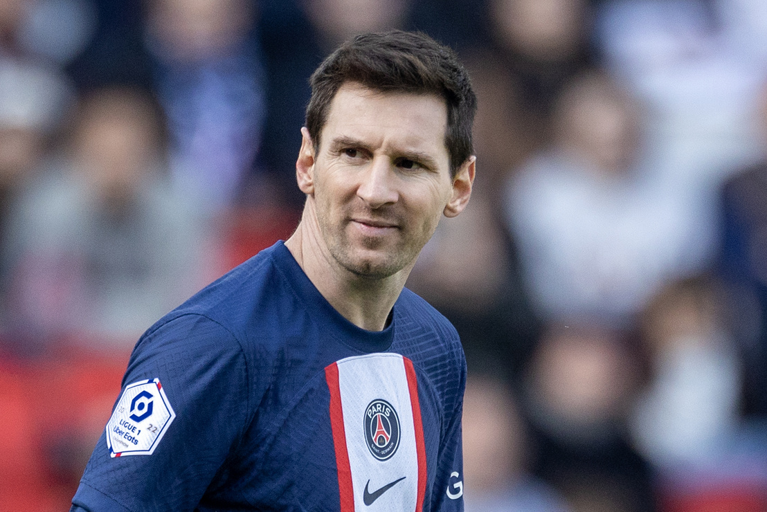 Lionel Messi aranyozott telefonnal lepte meg vb-győztes csapattársait