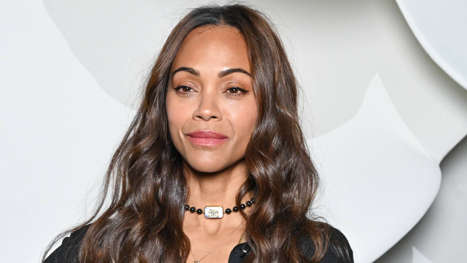 Zoe Saldana megmutatta ritkán látott ikreit és egyéb lesifotók