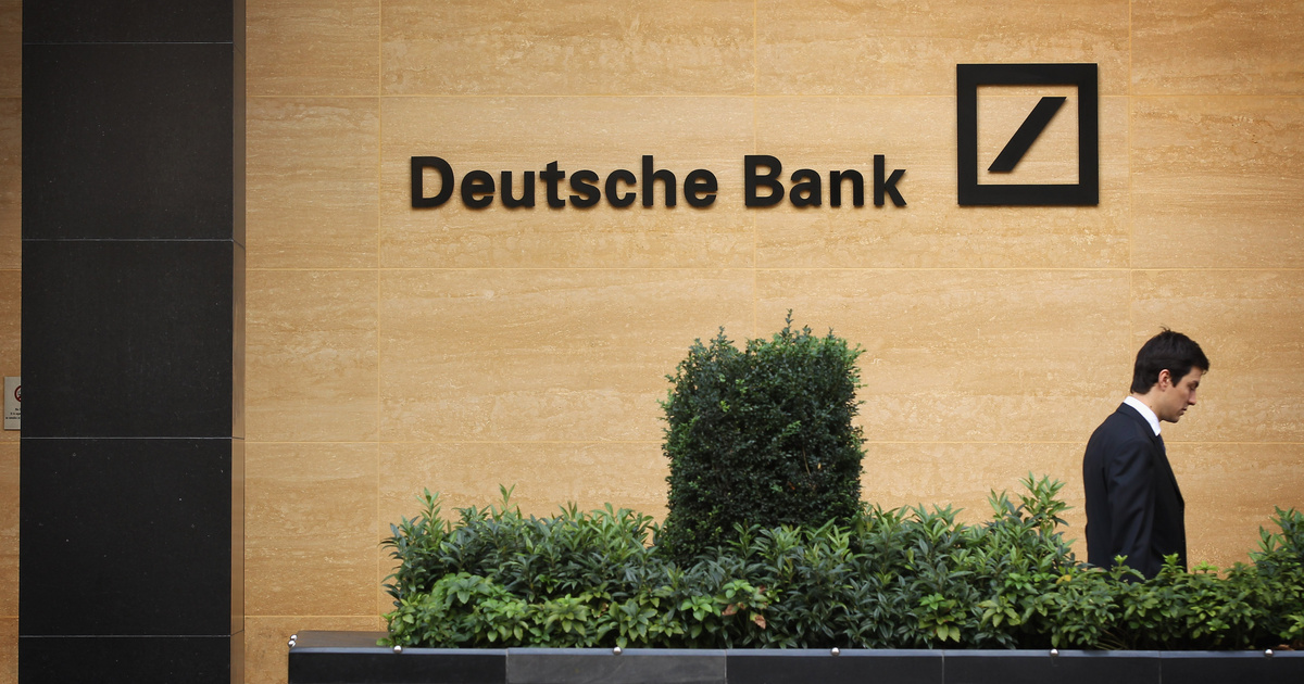 Egy német bank bedőlésétől rettegnek az emberek