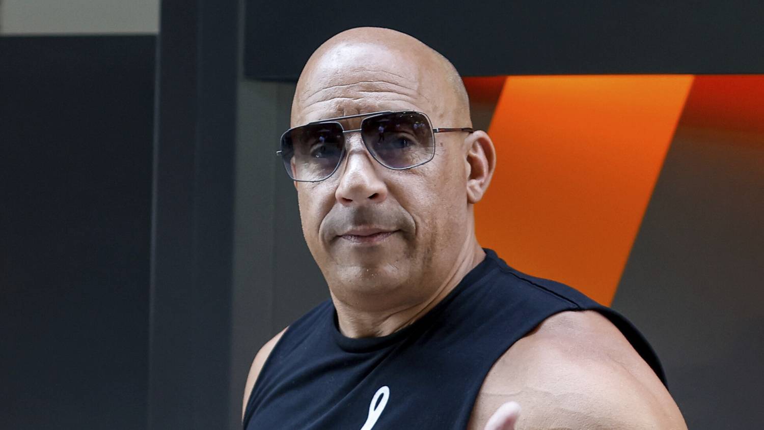 Vin Diesel igazi izomkolosszussá gyúrta magát és egyéb lesifotók