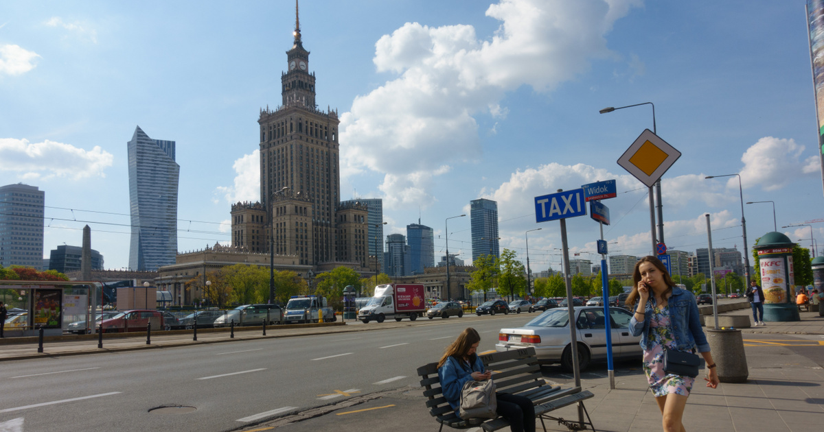 A lengyelek lebontanák a Sztálin rakétájának csúfolt varsói felhőkarcolójukat