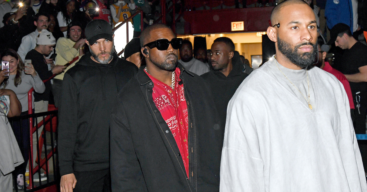 Kanye West évi 17 milliárdért tart istentiszteletet