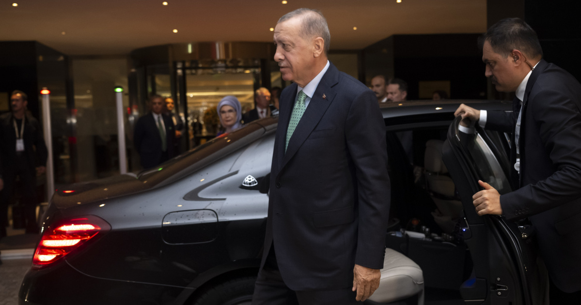 Egy szlovák politikusnőt molesztálhattak Erdogan testőrei az elnöki palotában