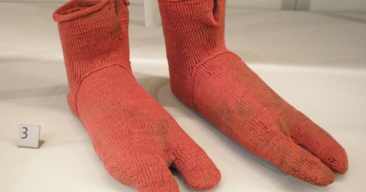 Ευρετήριο – Tech-Science – Τα σανδάλια με κάλτσες είναι μαζί μας εδώ και χιλιάδες χρόνια