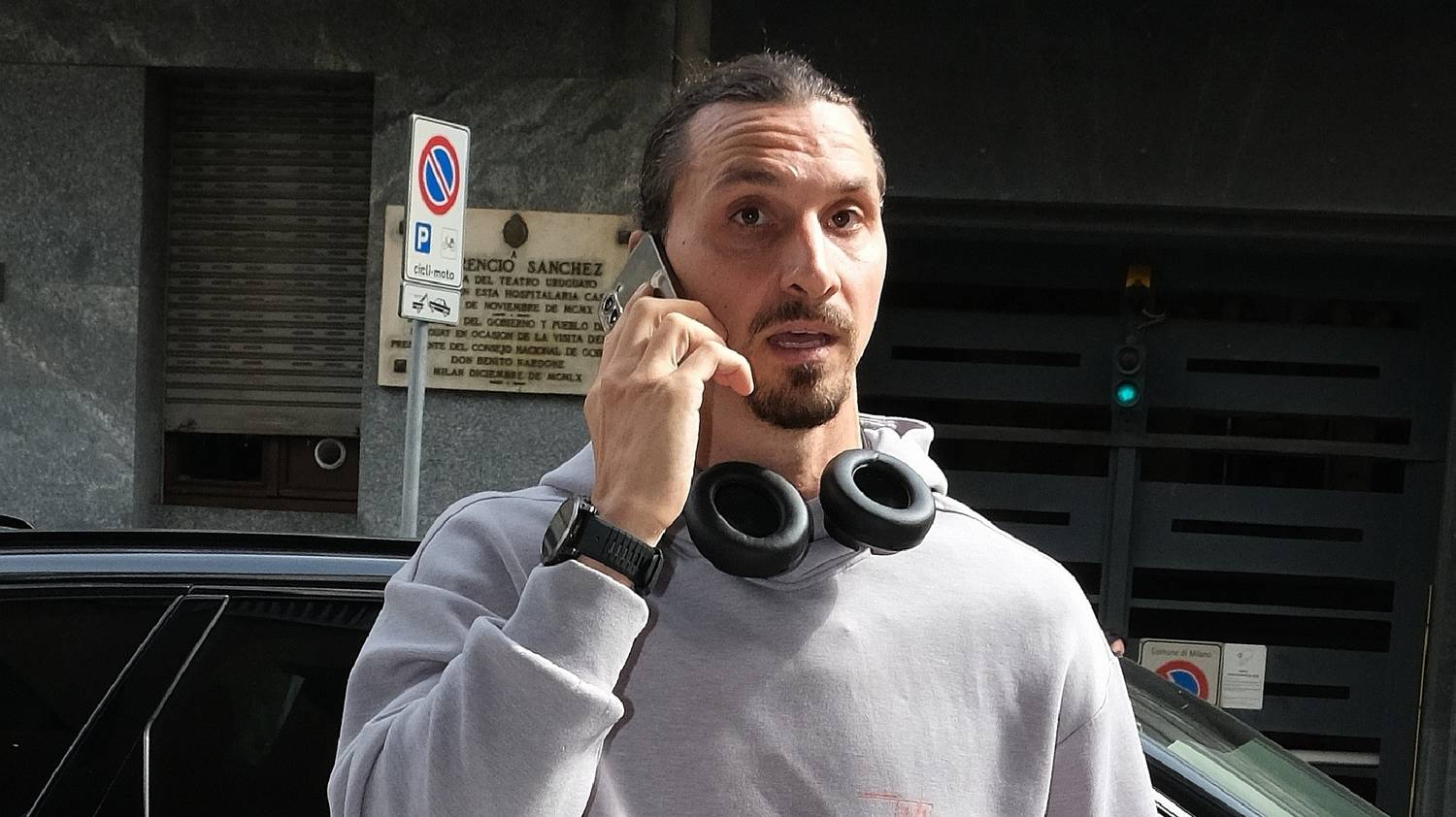 Nagy bejelentésre készül Zlatan Ibrahimovic, furcsa dolgot csinált Till Attila