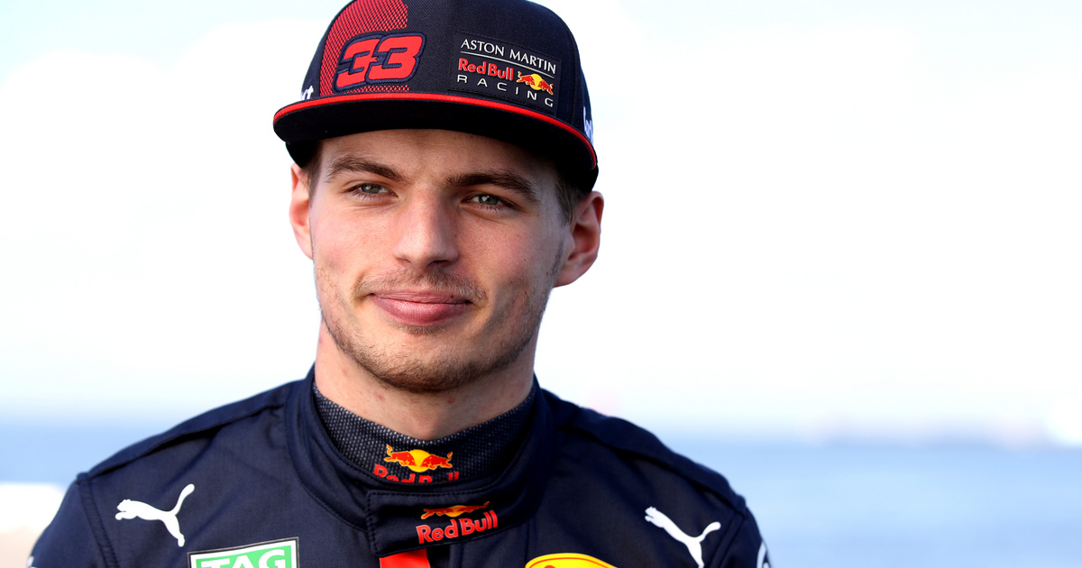 This beautiful Brazilian model twisted Max Verstappen’s head: Kelly Pique is a real exotic beauty – a world star