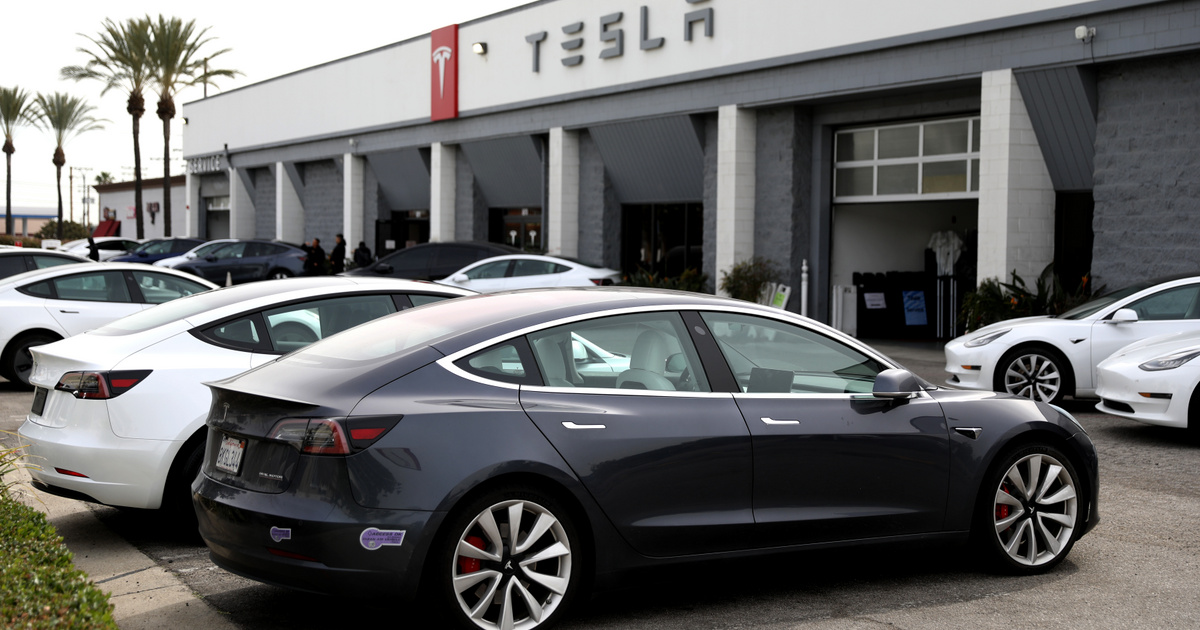 Index – Science and Technology – Tesla recalls two million cars