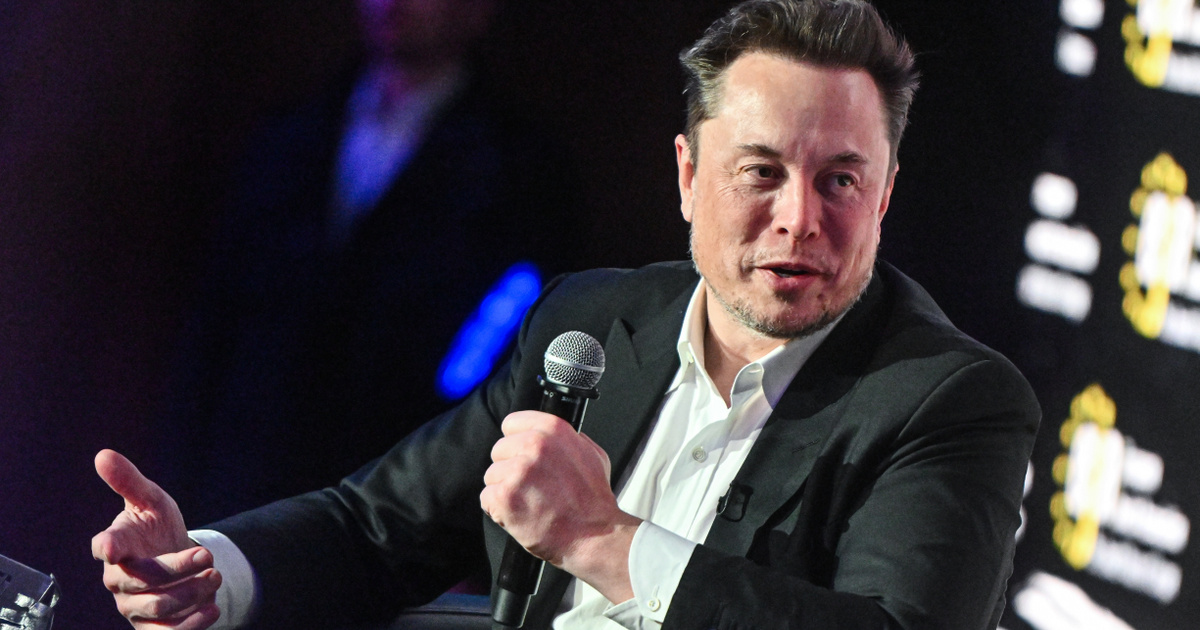 Elon Musk Auschwitzba látogatott, miután antiszemita oldalnak nevezték az X-et