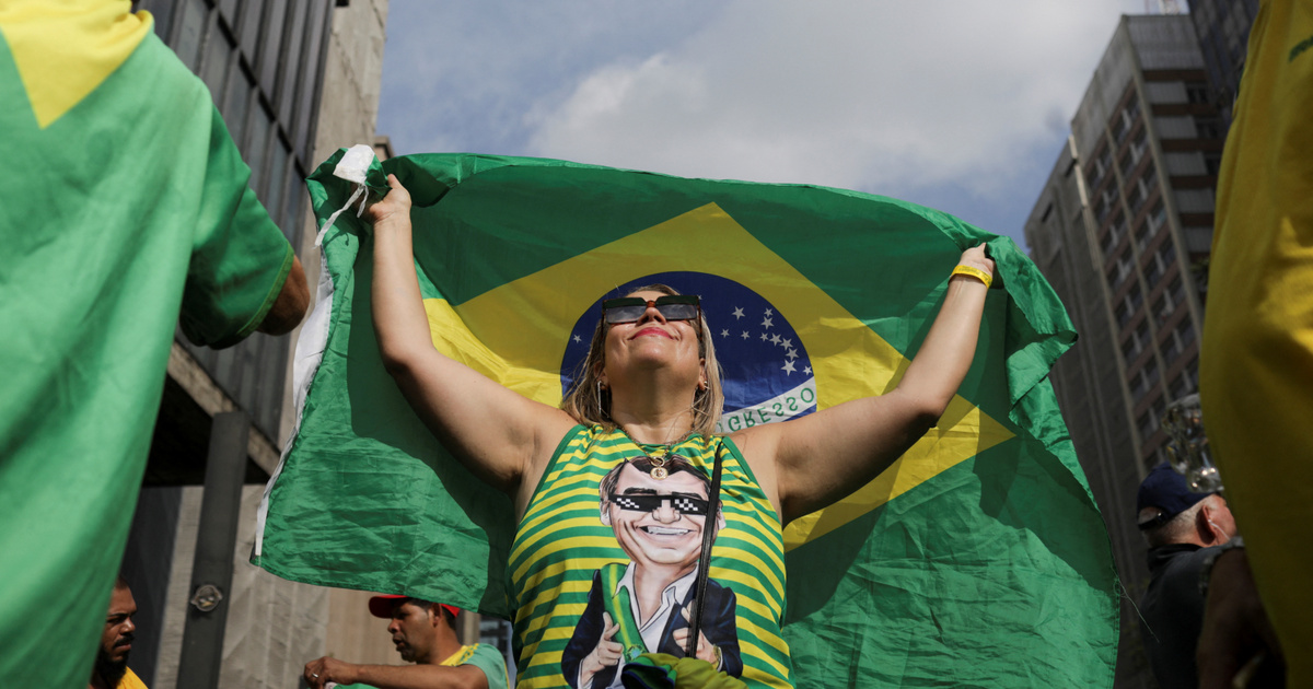Nagygyűlést tartott a volt brazil elnök, több ezren áltak ki mellette
