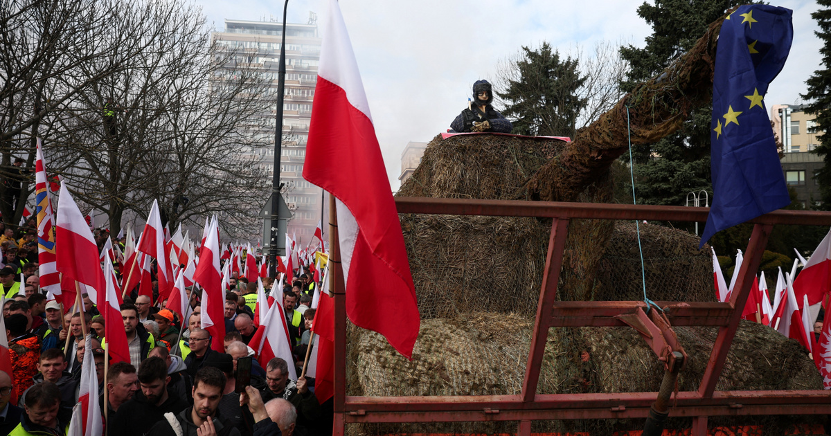 Nem csitulnak a gazdák, Varsóban is tüntetést tartottak