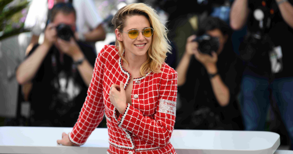 Kristen Stewart miniruhában jelent meg, Ronaldo 13 év után ismét tétmérkőzésen focizott