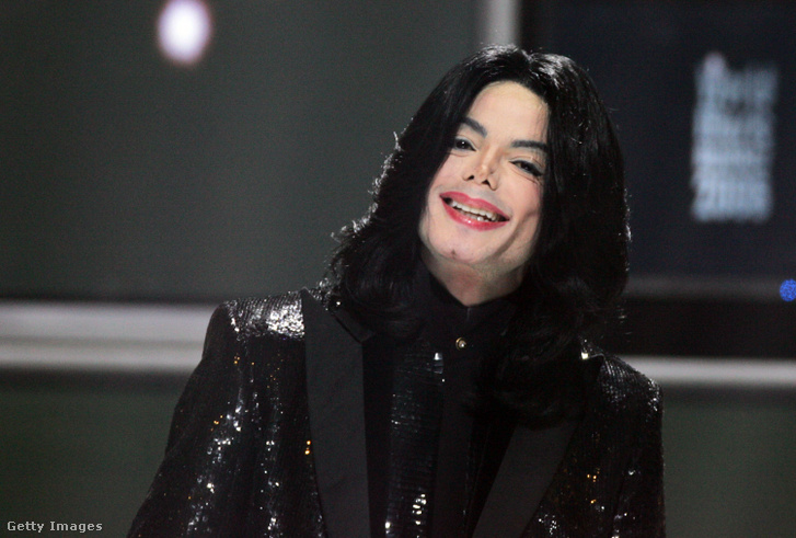 Michael Jackson gyerekei hosszú ideje először jelentek meg egy nyilvános eseményen