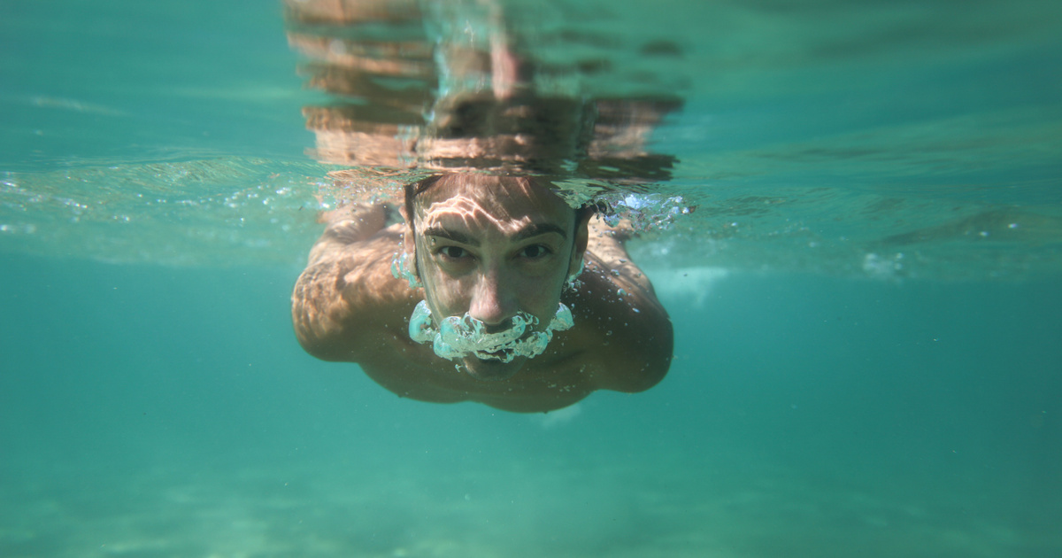 Egy tudós 100 napig a víz alatt élt, hogy kiderítse milyen változásokon megy át a teste
