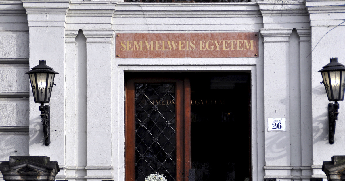 Botrány a Semmelweis Egyetemen: megalázták a felvételiző diákokat