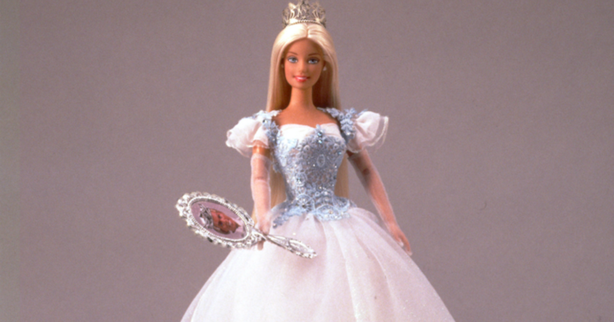 Most a Nemzeti Múzeumban mindenki megalkothatja saját Barbie menyasszonyát!