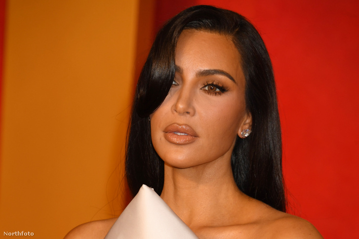 Kanye West új feleségéhez hasonlítják Kim Kardashiant legújabb képét látva