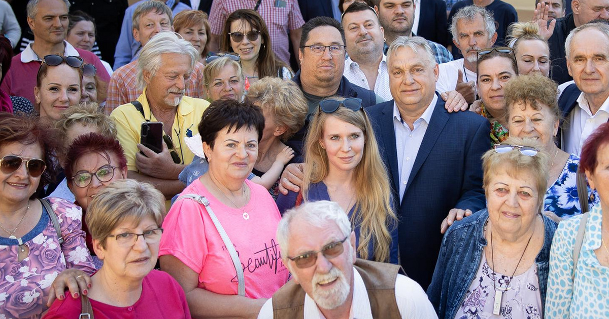Új állomáson folytatódott Orbán Viktor kampánykörútja