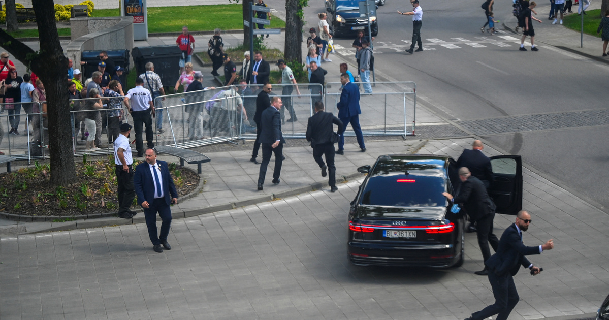 Videón, ahogy a meglőtt szlovák miniszterelnököt a biztonságiak az autóhoz viszik