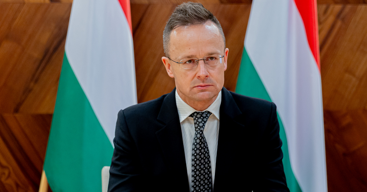 Összefogtak a magyar politikusok Szijjártó Péter ellen, a lemondását követelik