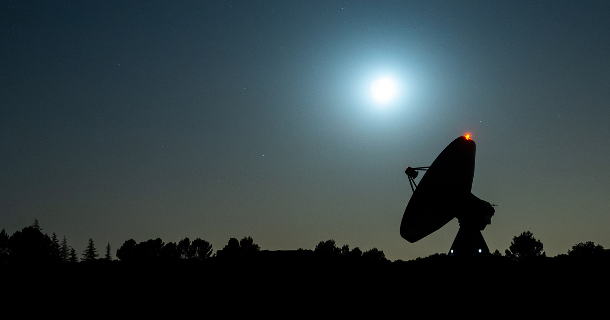 Index – Science Technology – Japan built the world's first wooden satellite