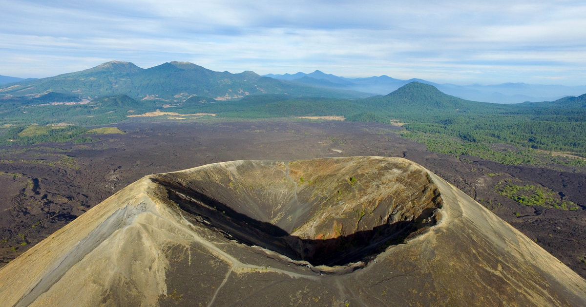Índice – Ciencia – El hombre que hizo crecer un volcán en su maizal en un día