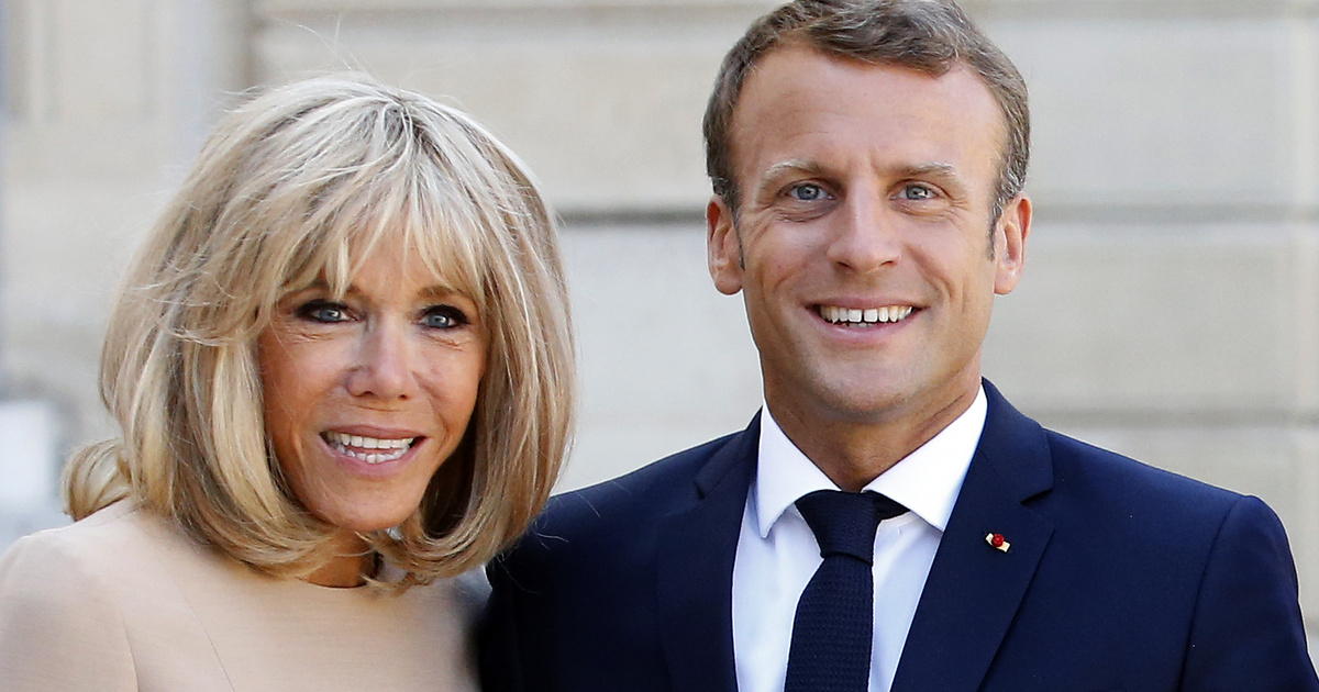 Here are the photos of Brigitte Macron, 71, in a swimsuit: She was on the French Riviera with Emmanuel Macron – Világstár