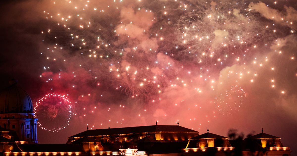 Szigorítják a tűzijátékozás szabályait Budapesten, súlyos pénzbírságot is kiszabhatnak