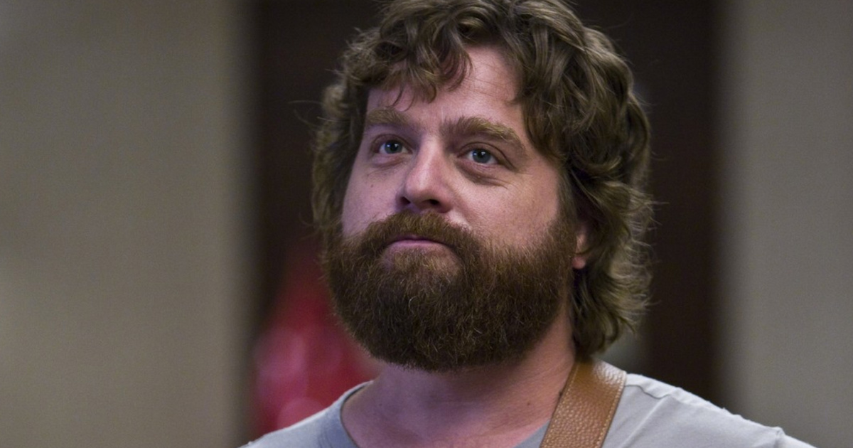 You barely recognize the subject of The Hangover: 54-year-old Zach Galifianakis in recent photos – World Star