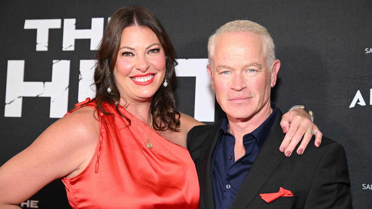 Neal McDonough a felesége iránti hűsége miatt számos szerepet veszített el, de ő ezt nem bánja