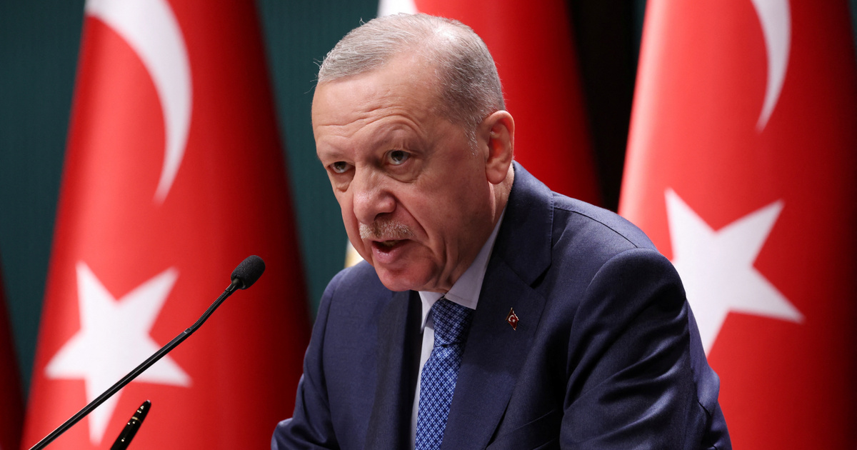 Törökország még akár pórul is járhat Erdogan hintapolitikájával