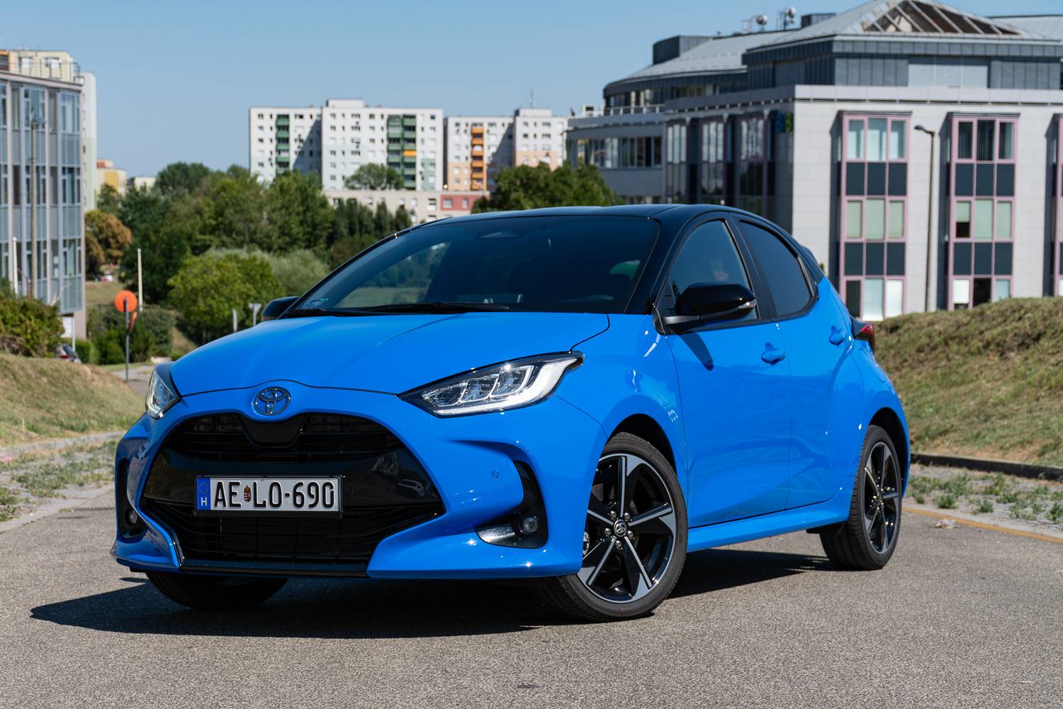 Totalcar Tesztek Teszt Toyota Yaris 1.5 Hybrid 130 LE Premiere