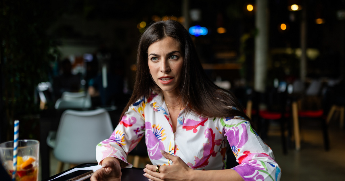 Szentkirályi Alexandra egyszerre vádolja Karácsony Gergelyt, Vitézy Dávidot, a Tiszát és a DK-t