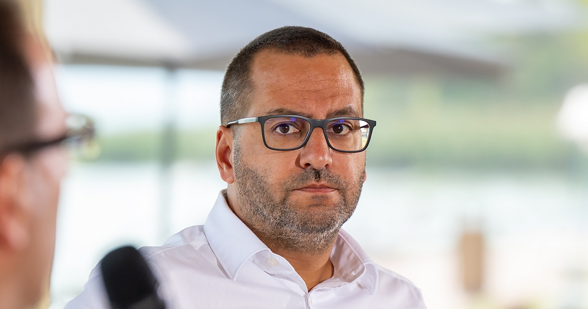 Lánczi Tamás: az átláthatósági törvényjavaslat nem az orosz előírásokhoz hasonlít