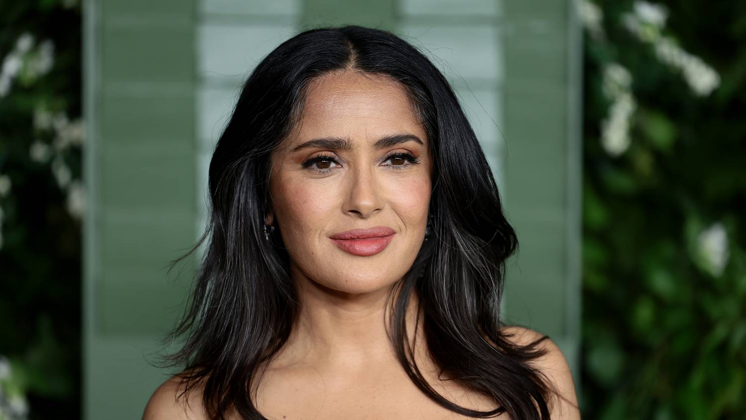 Salma Hayek rá van görcsölve arra, hogy minél több pénzt keressen, pedig milliárdos a férje