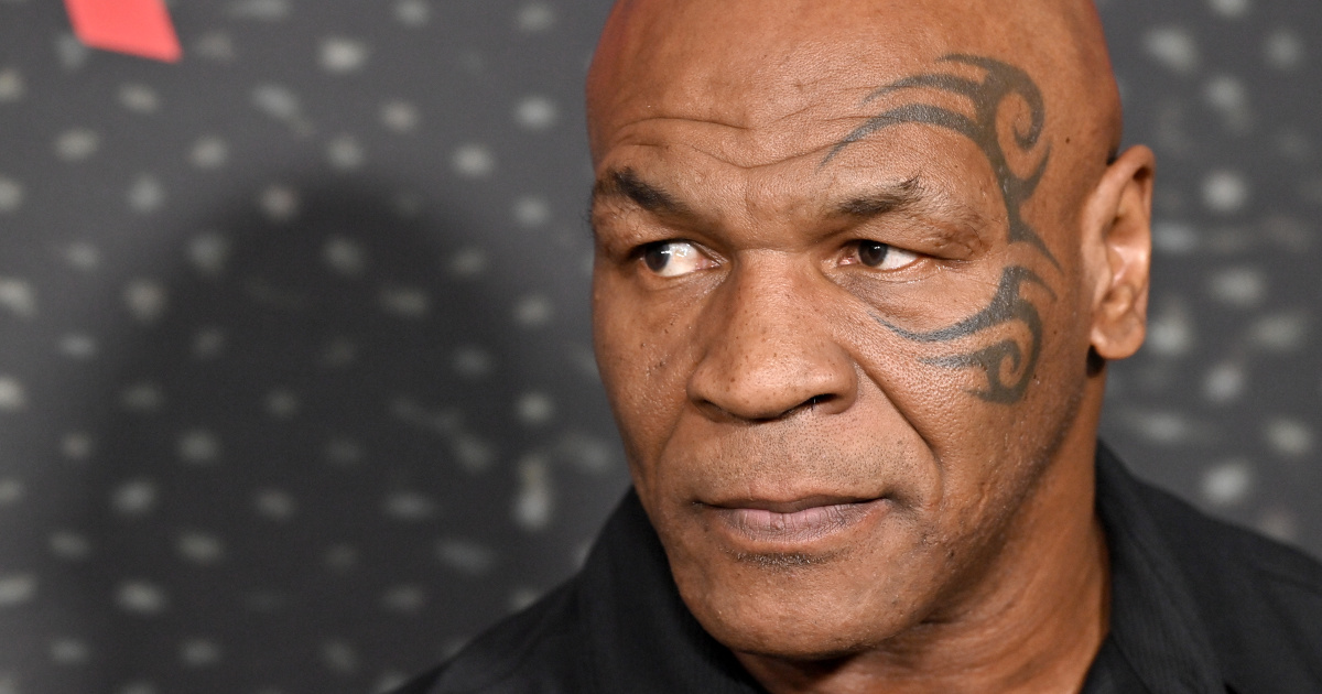 Index – FOMO – Mike Tyson revealed why he kissed 20-year-old Hasbulla