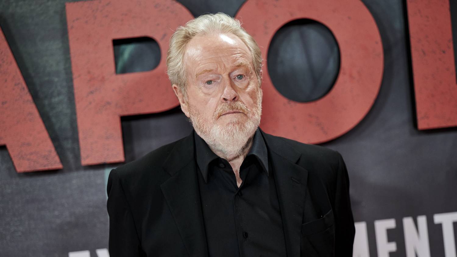 Ridley Scott gyertyákkal és fegyverekkel készül a civilizációnk pusztulására