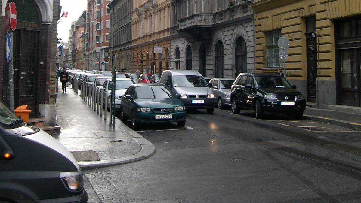 Rendszerváltó csomag, ami rendbe szedheti a budapesti parkolást