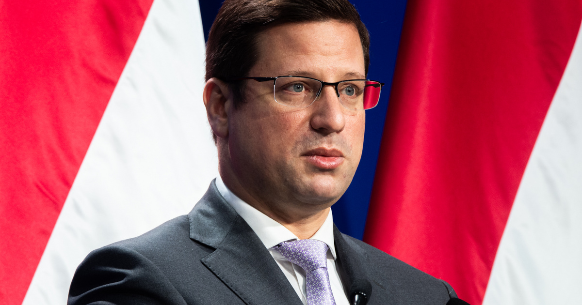 Gulyás Gergely szerint a kormány nem betiltani akarja a Pride-ot, csak zárt körűvé tenné