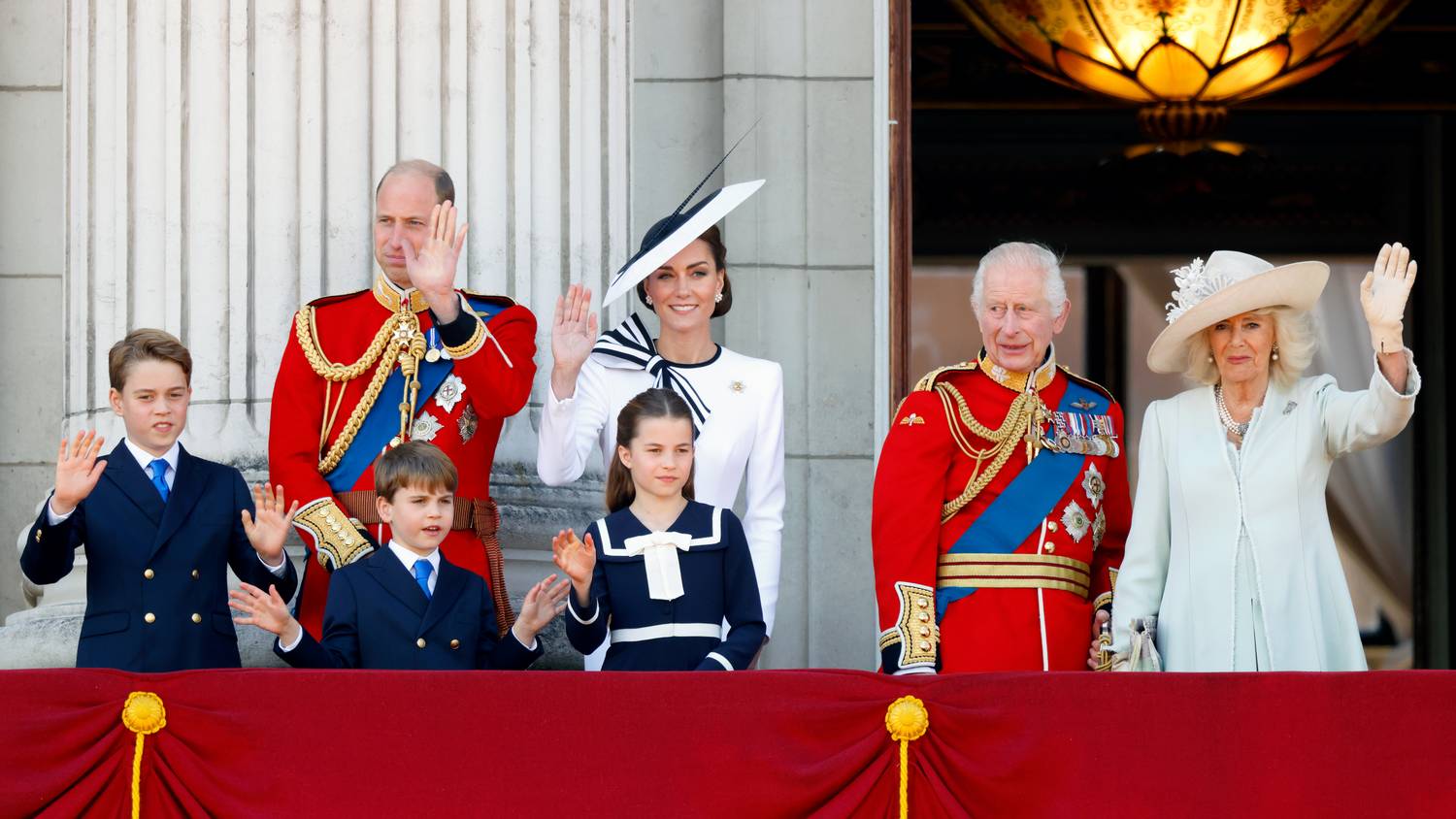 8 sztár, aki ki nem állhatja a brit királyi családot