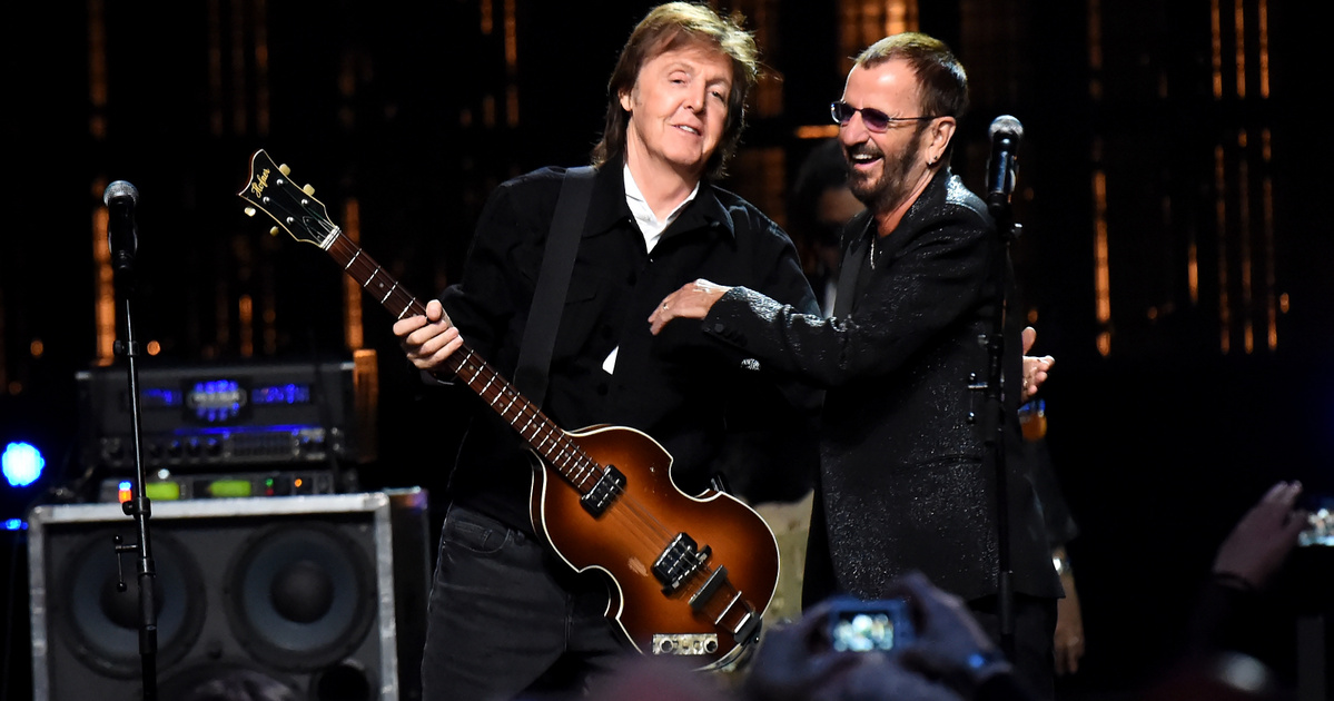 Ismét együtt állt színpadra Paul McCartney és Ringo Starr