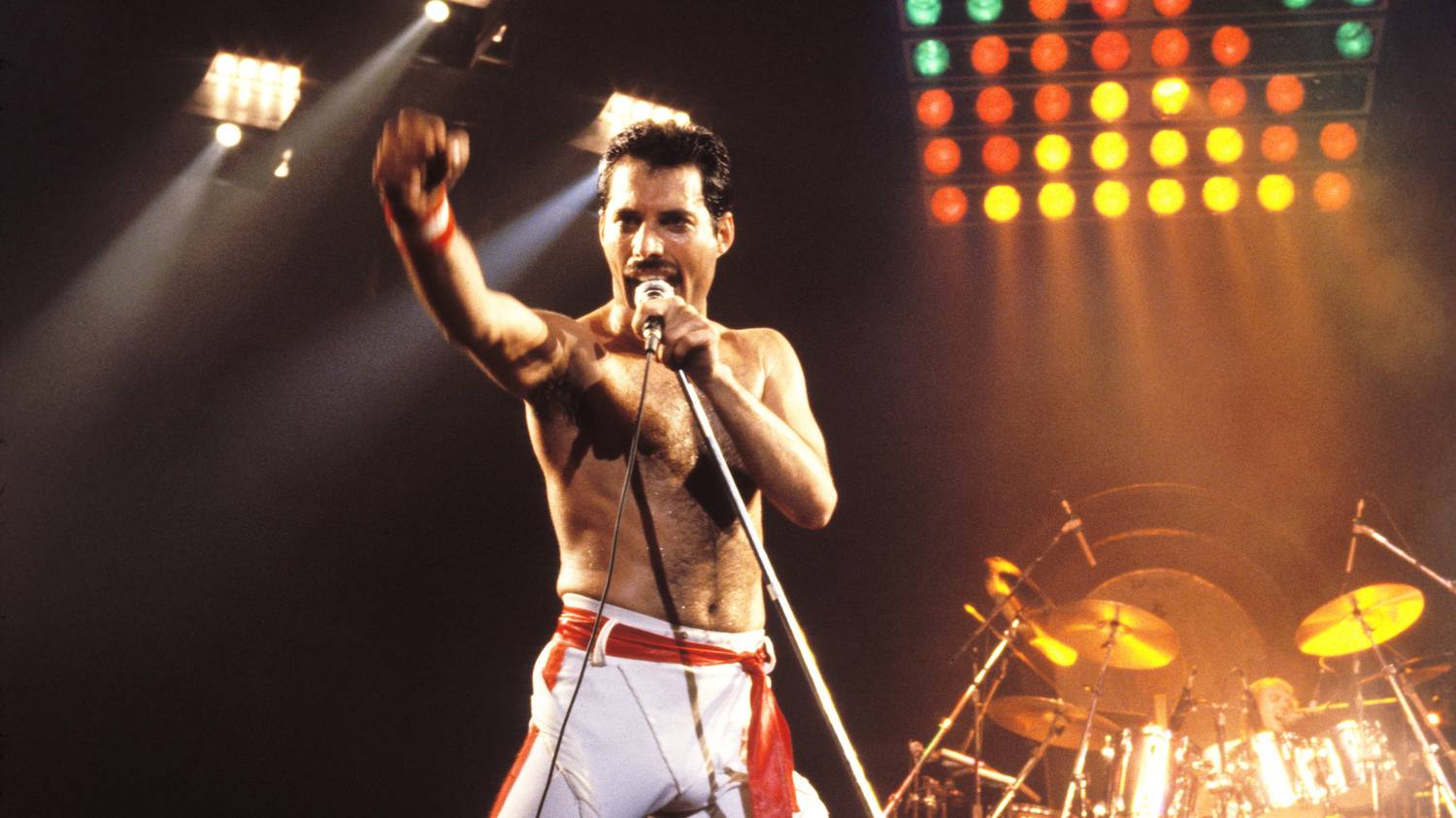 Így festene napjainkban Freddie Mercury a mesterséges intelligencia szerint