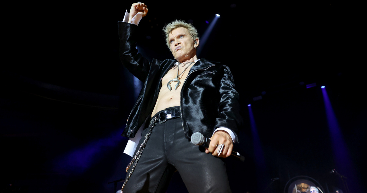 Budapestre jön a rocklegenda Billy Idol